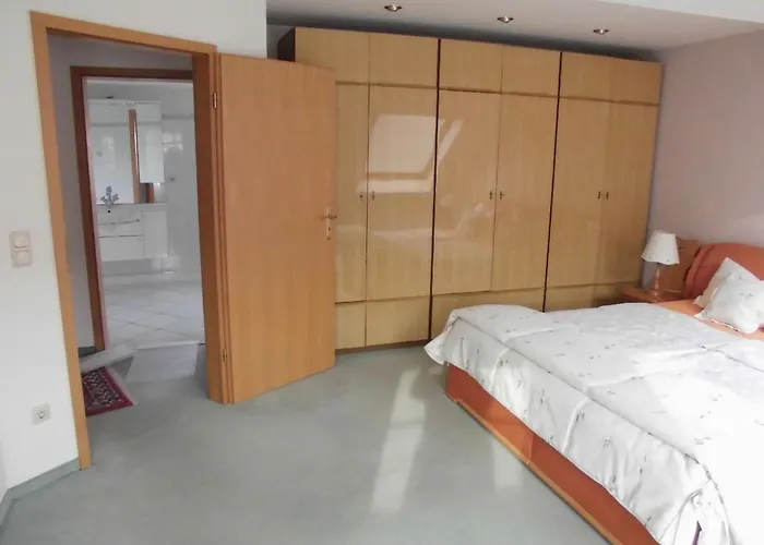 Gemuetliche-herberge-unterm-dach Апартаменты Маркранштедт